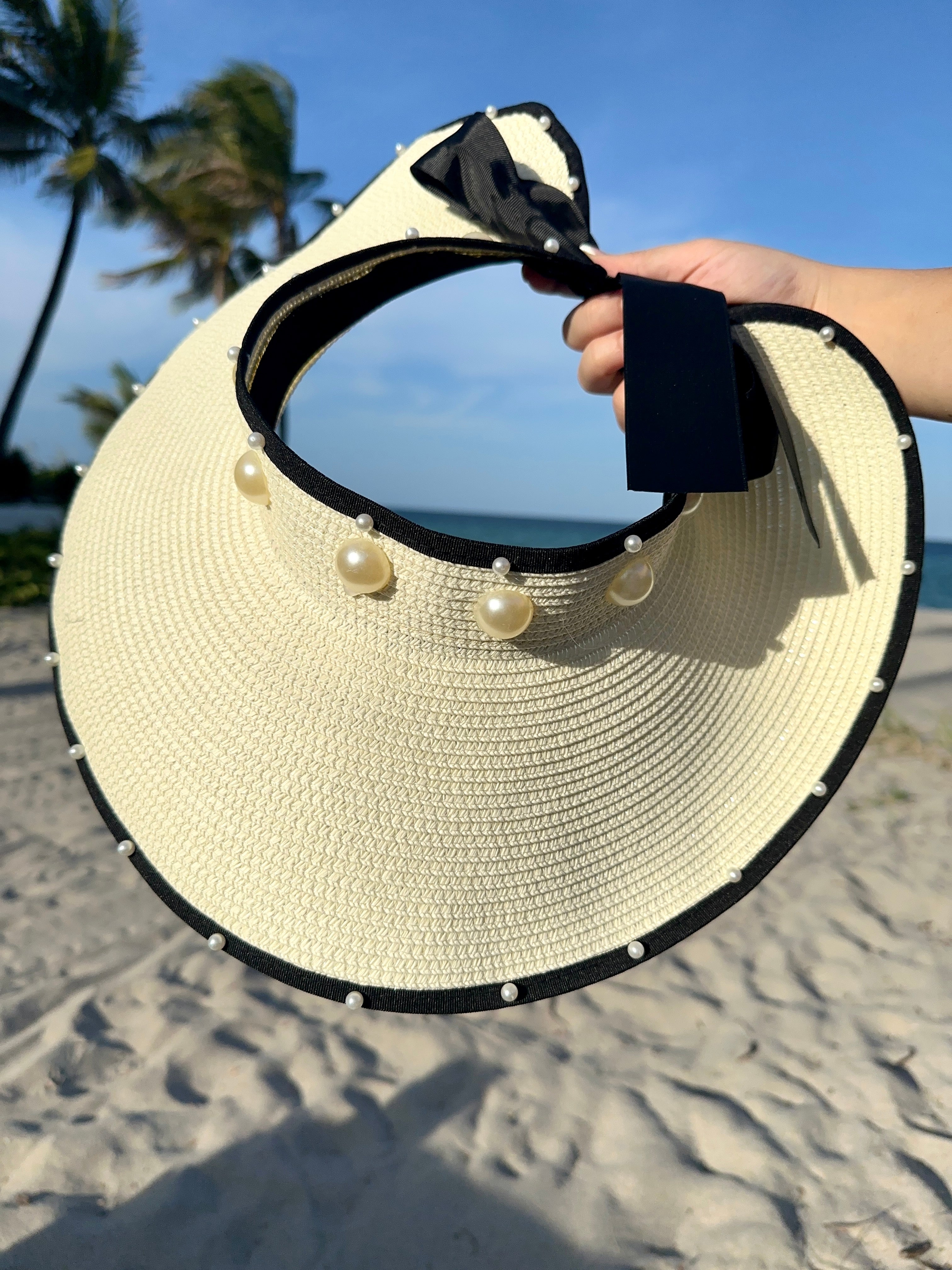 Pearl hat