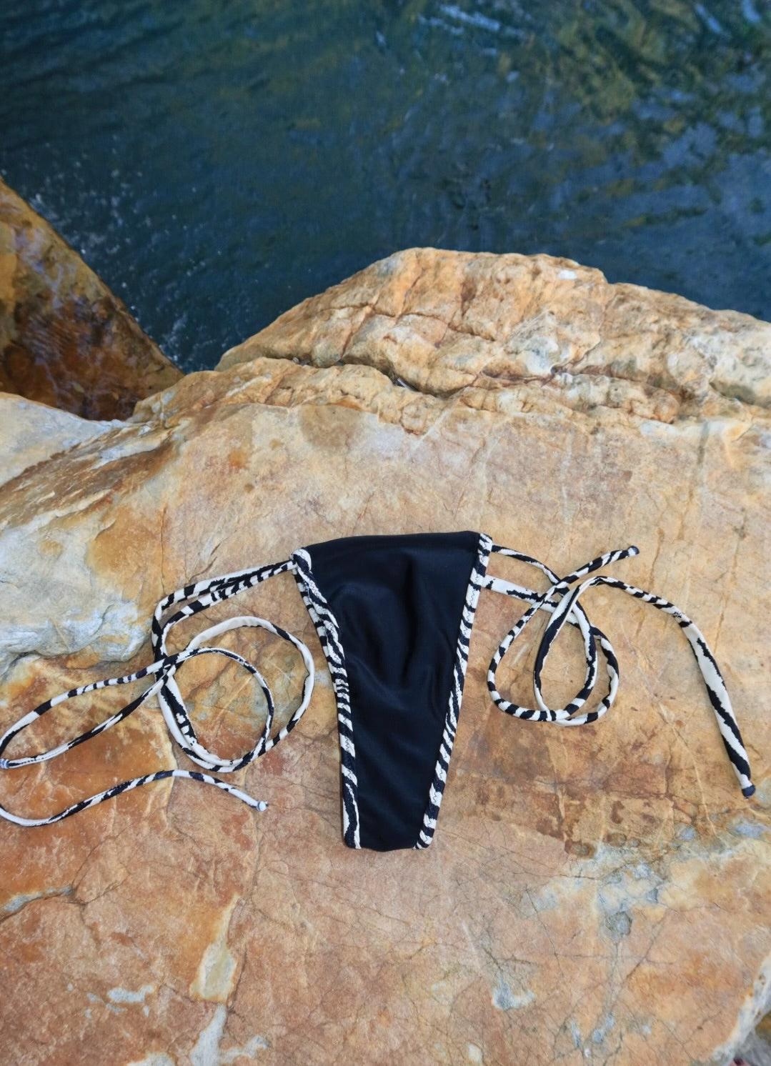 zebra trim thong